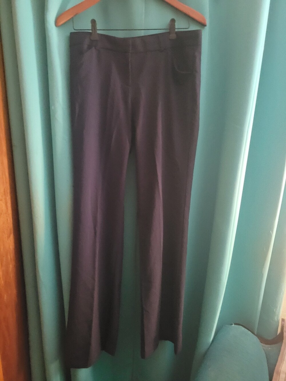 Victoria's Secret Body The Christie Fit Pants in Navy. Please See Meadurements